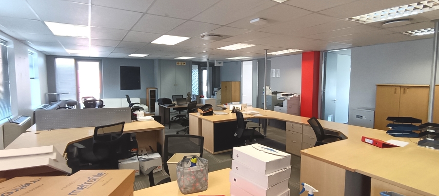 To Let commercial Property for Rent in Bo Oakdale Western Cape